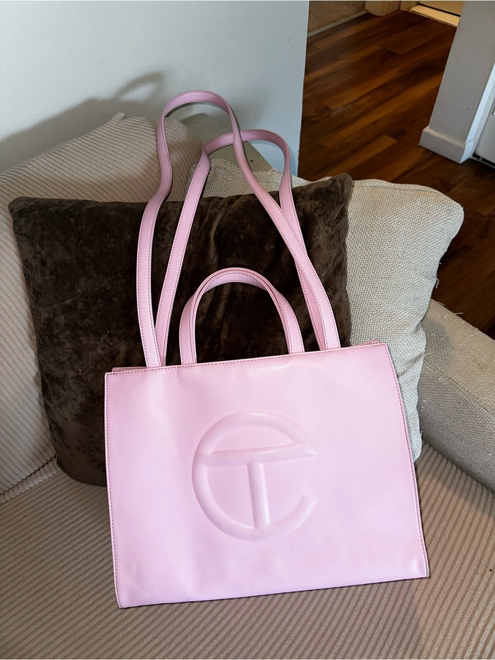 Telfar medium shopping bag -bubblegum pink